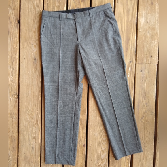 BOSS HUGO BOSS Gray Regular Fit dress pants 100% Virgin Wool Mens size 32 - Picture 4 of 8